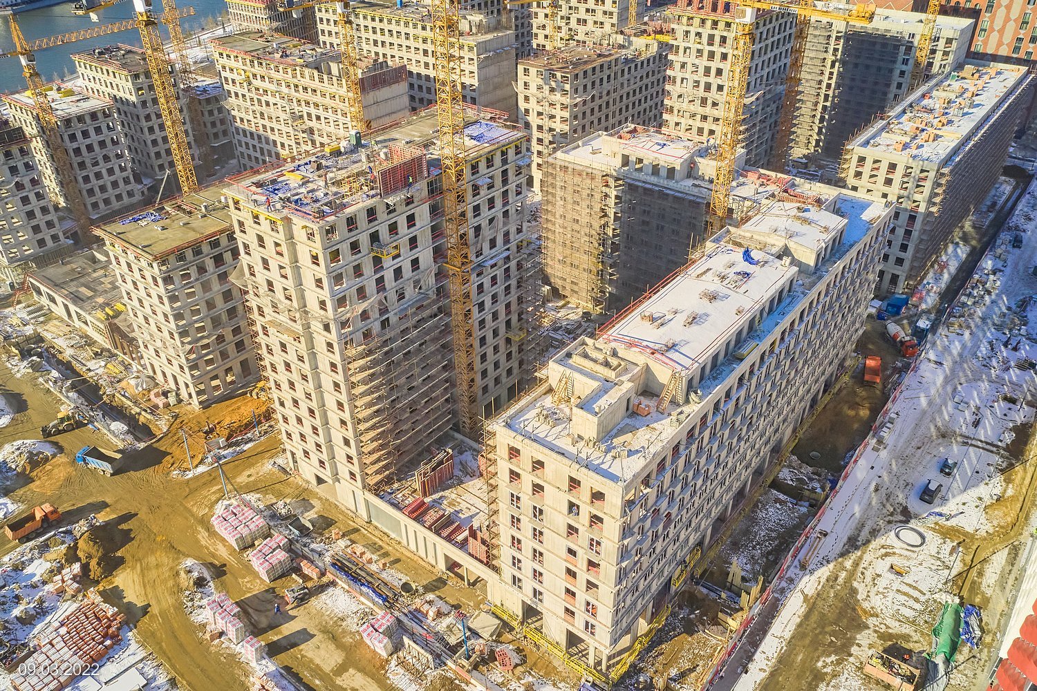 2022 Март