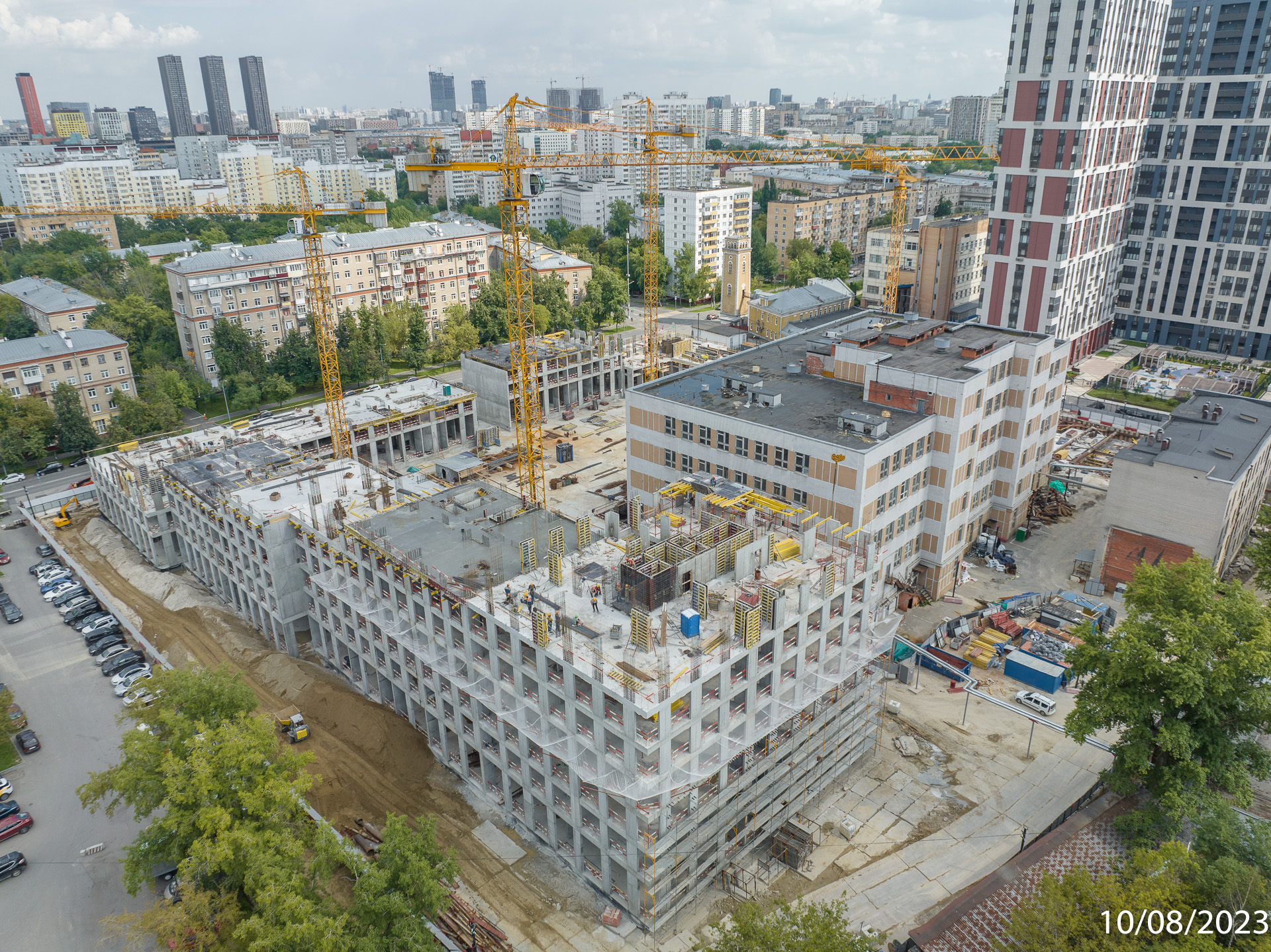 2023 Август